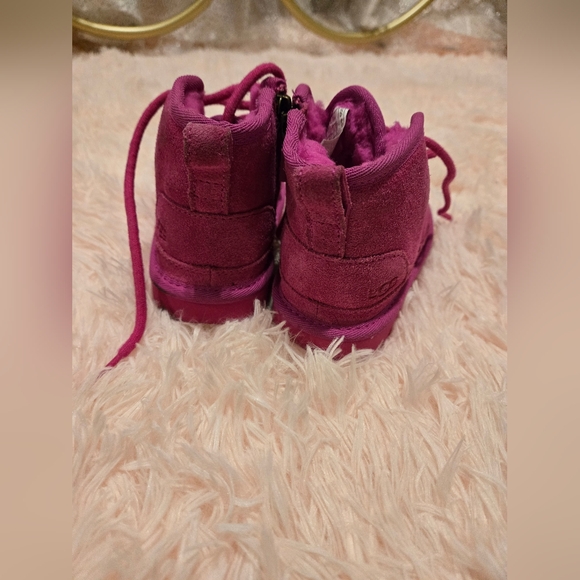 Toddler UGG Neumel II Boot Suede Upper Rock Rose Authentic Size 9 - Picture 4 of 8